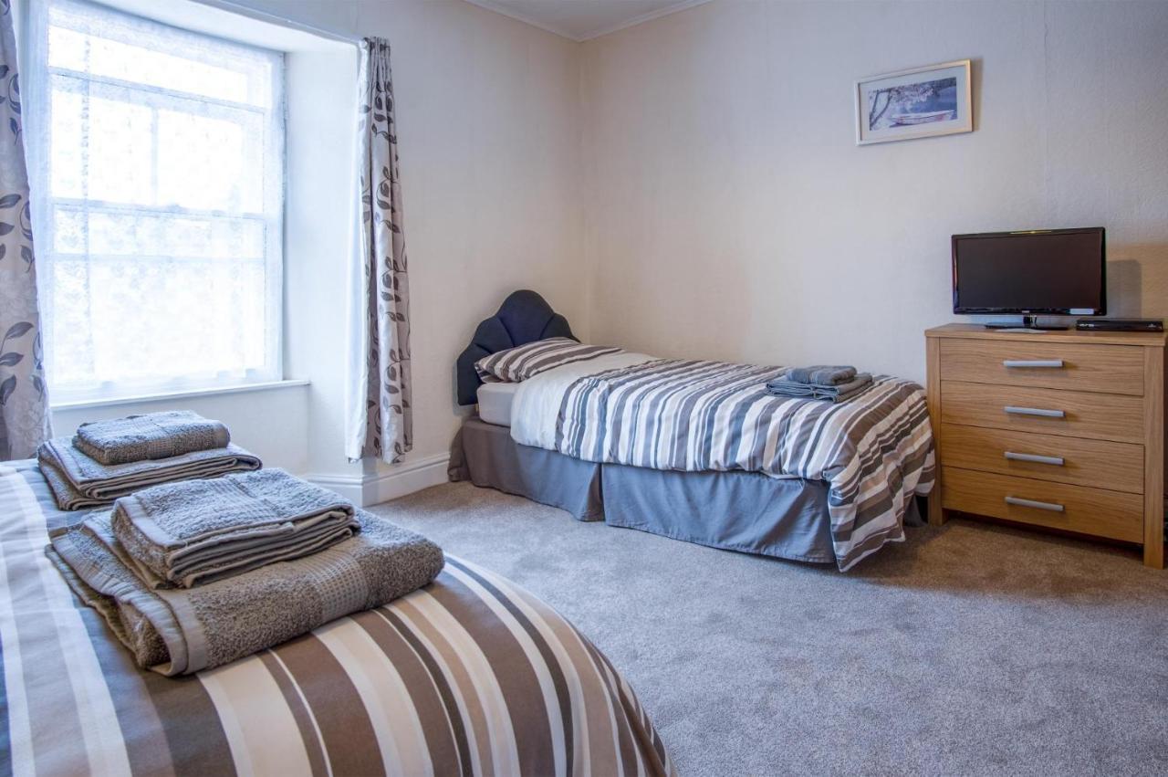 Dragons Den - 2 Bedroom Apartment - Tenby Zewnętrze zdjęcie