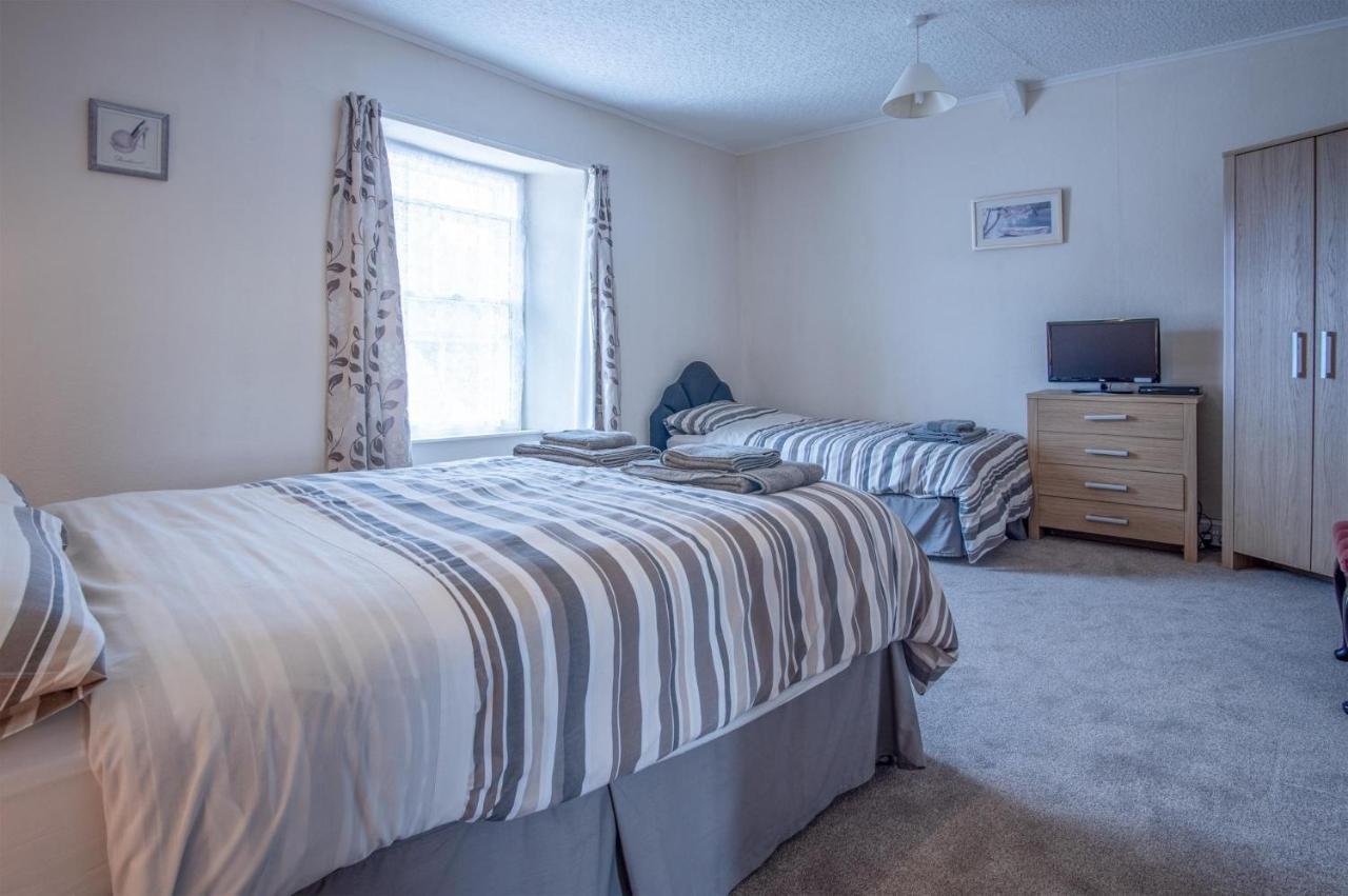 Dragons Den - 2 Bedroom Apartment - Tenby Zewnętrze zdjęcie