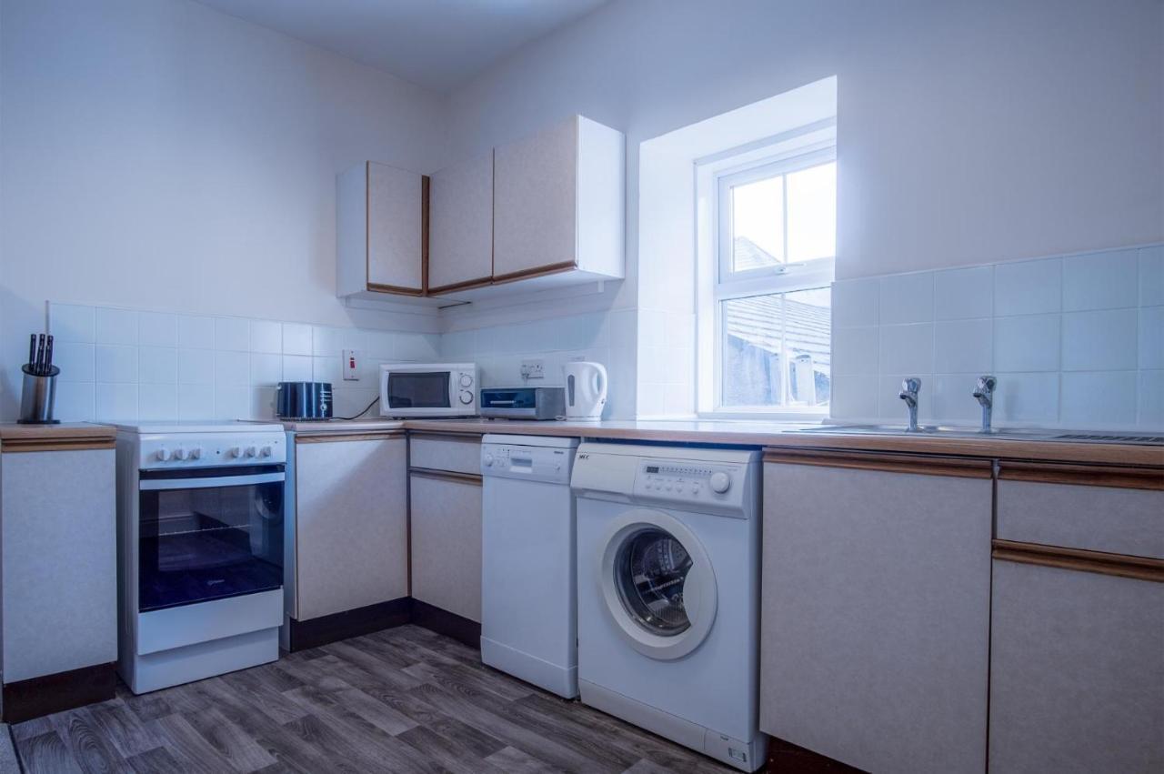 Dragons Den - 2 Bedroom Apartment - Tenby Zewnętrze zdjęcie