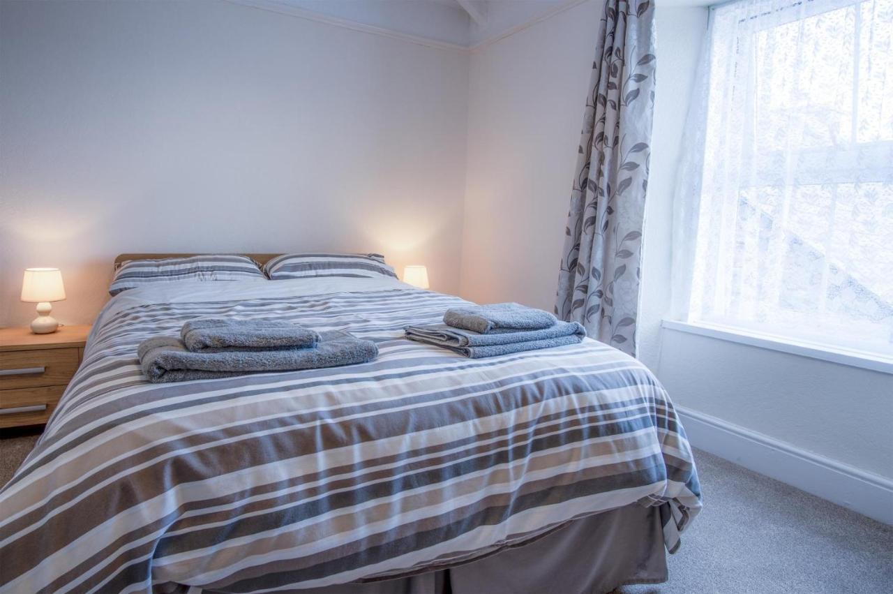 Dragons Den - 2 Bedroom Apartment - Tenby Zewnętrze zdjęcie